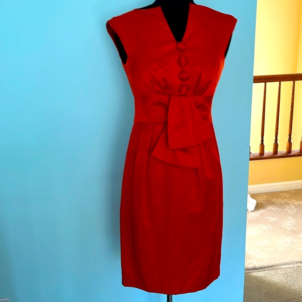 Nanette Lepore size 0 dress. Button and bow detail. Red and gorgeous